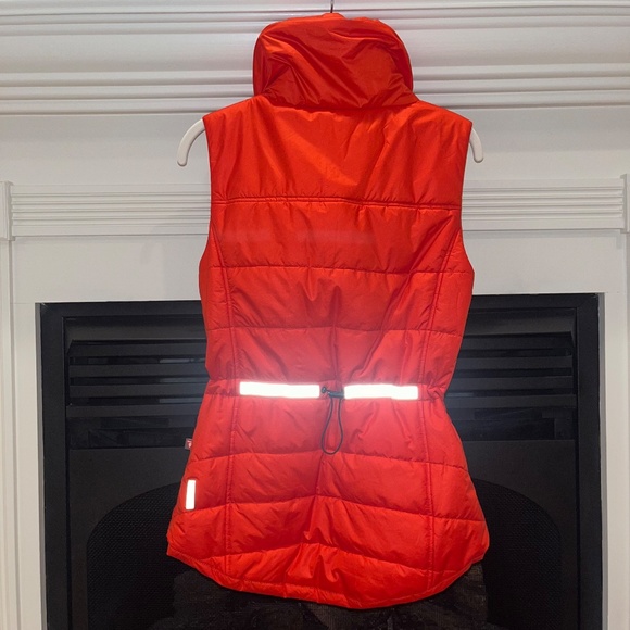 Zella Dynamic PrimaLoft Vest Size XS - Picture 7 of 13